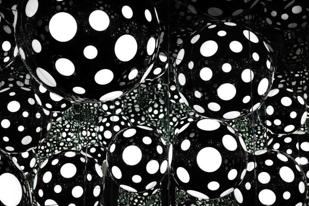 ヴィジュアル・カルチャー美術館「M+」「Yayoi Kusama:Dots Obsession—Aspiring to Heaven’s Love」