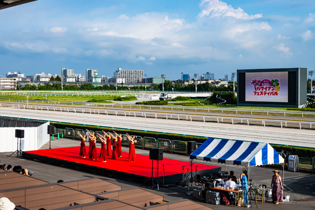 船橋競馬場特設ステージ