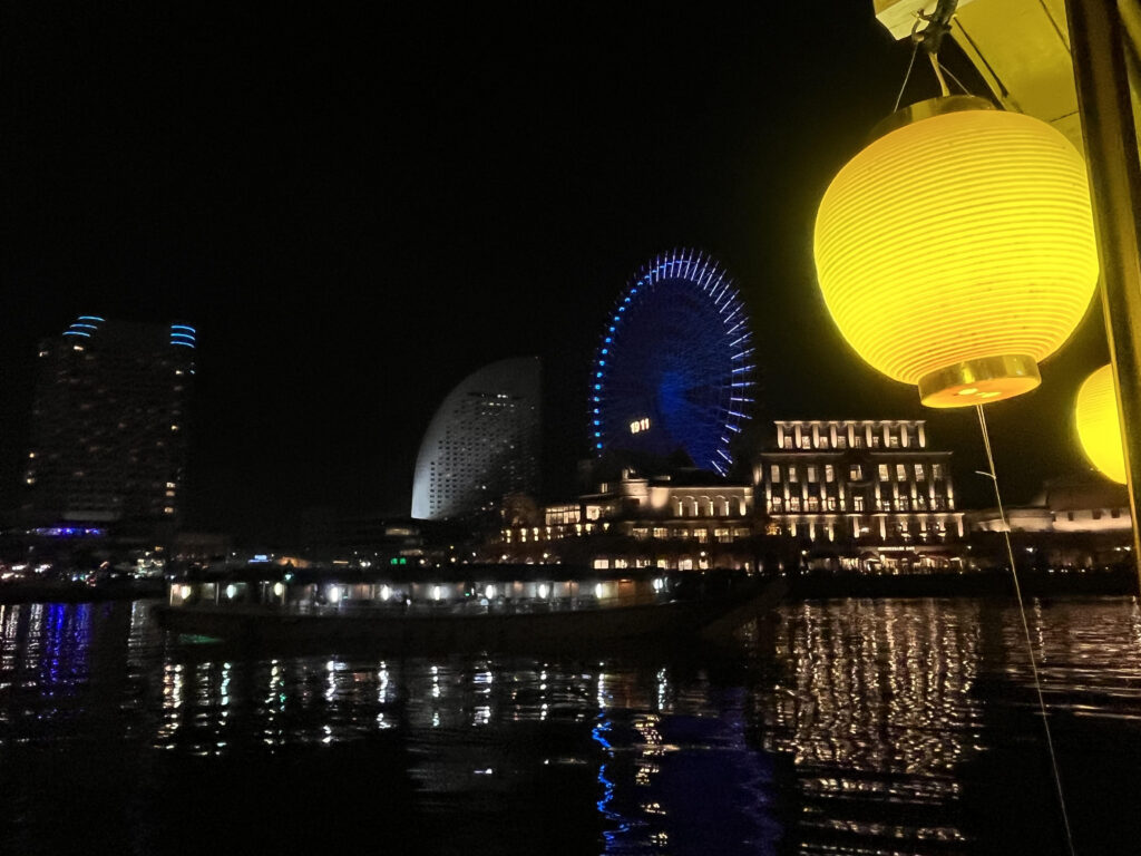 屋形船から望む横浜の夜景