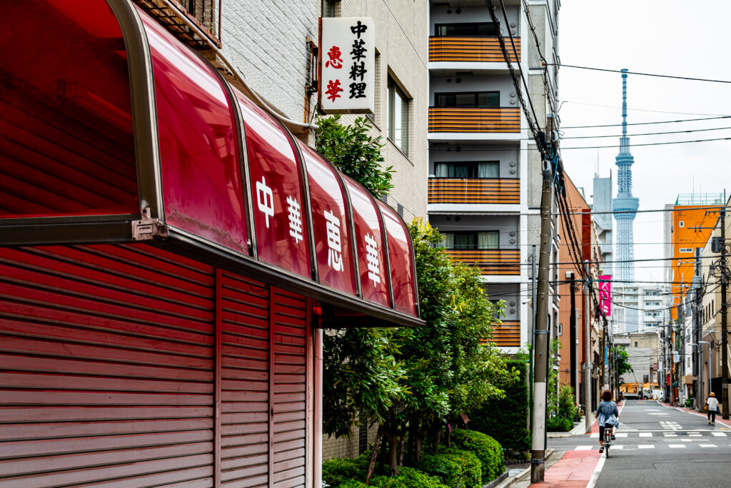 町中華の先に優雅に