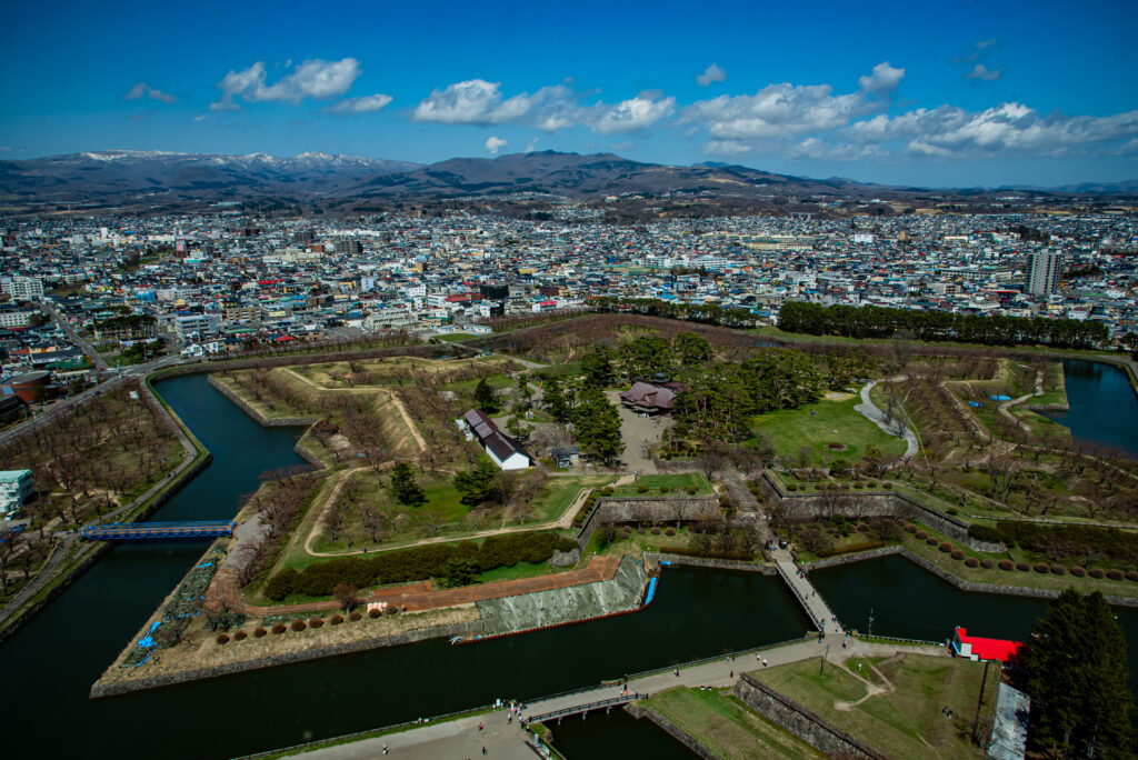 五稜郭タワーから愛でる五稜郭の雄姿