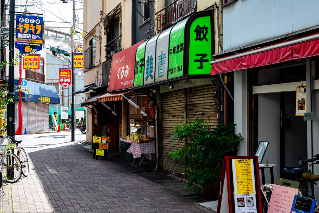 総菜屋さんが、とても多い