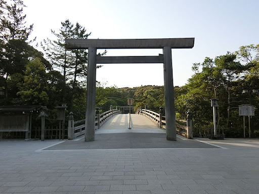 伊勢神宮内宮（皇⼤神宮）