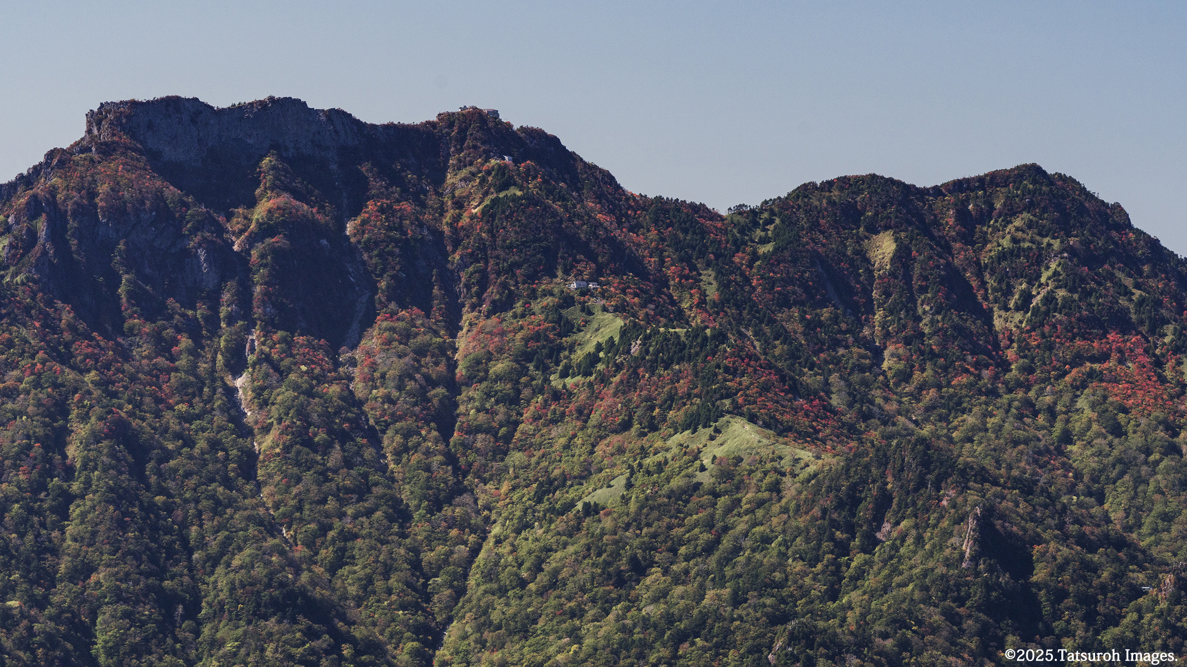 瓶ヶ森山頂からの石鎚山