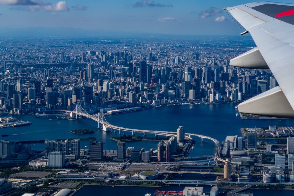 北風運用、珍しくレインボーブリッジ方面に飛び立つ