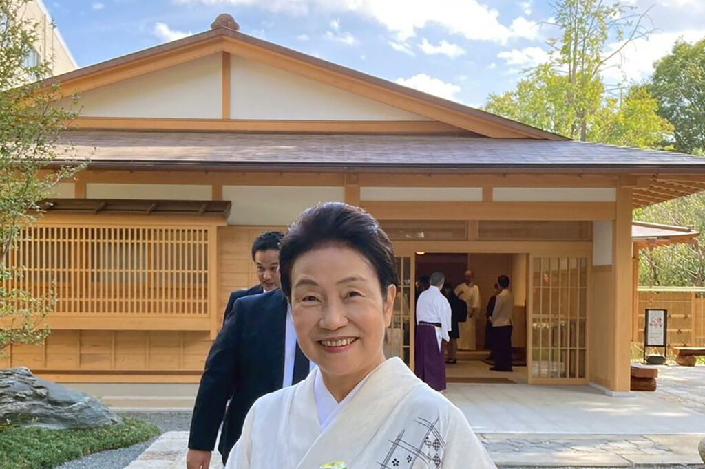 完成披露奉告祭の日