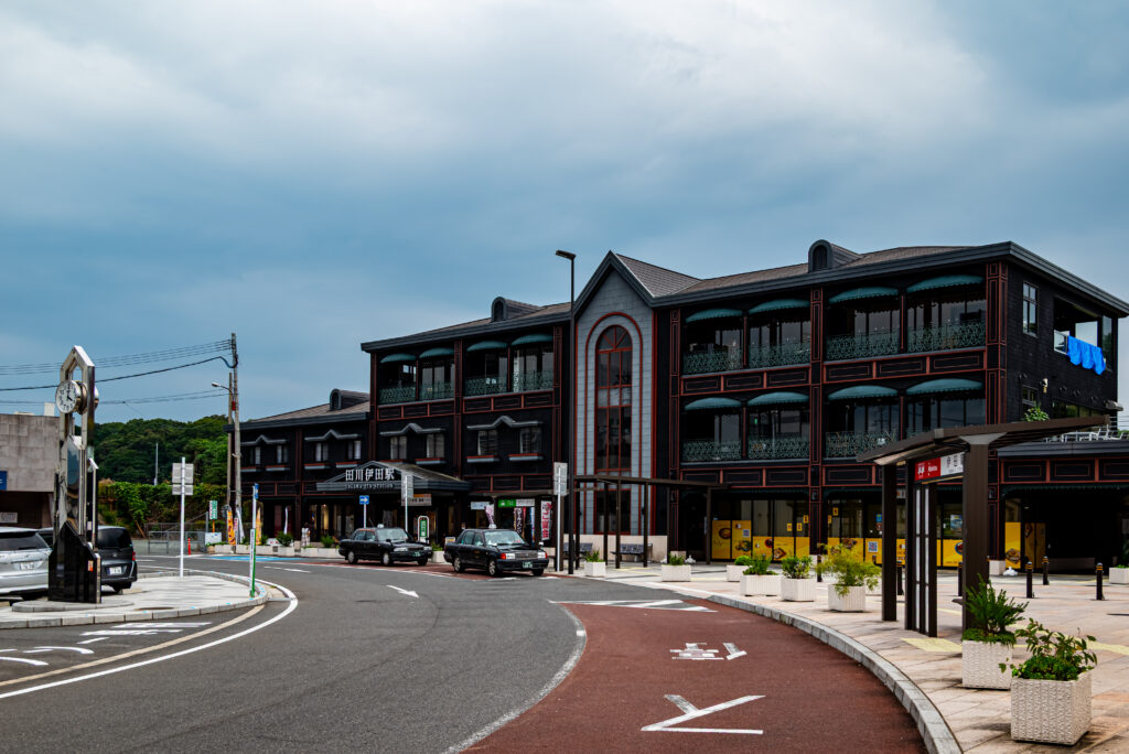 改築された田川伊田駅