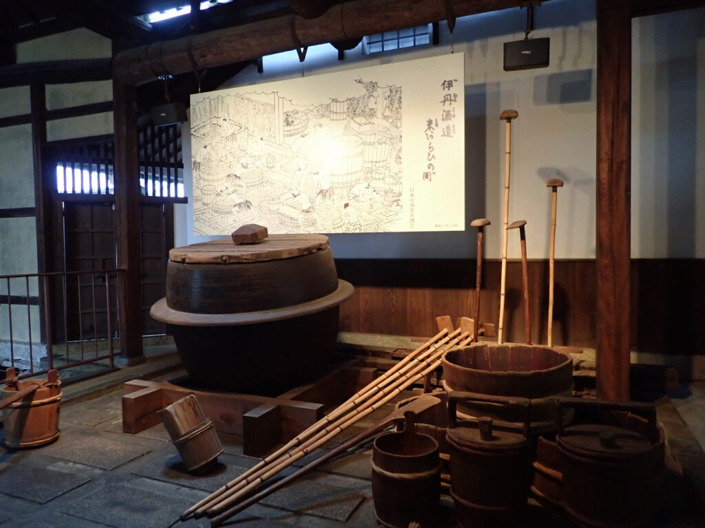 「旧岡田家住宅・酒蔵」の展示