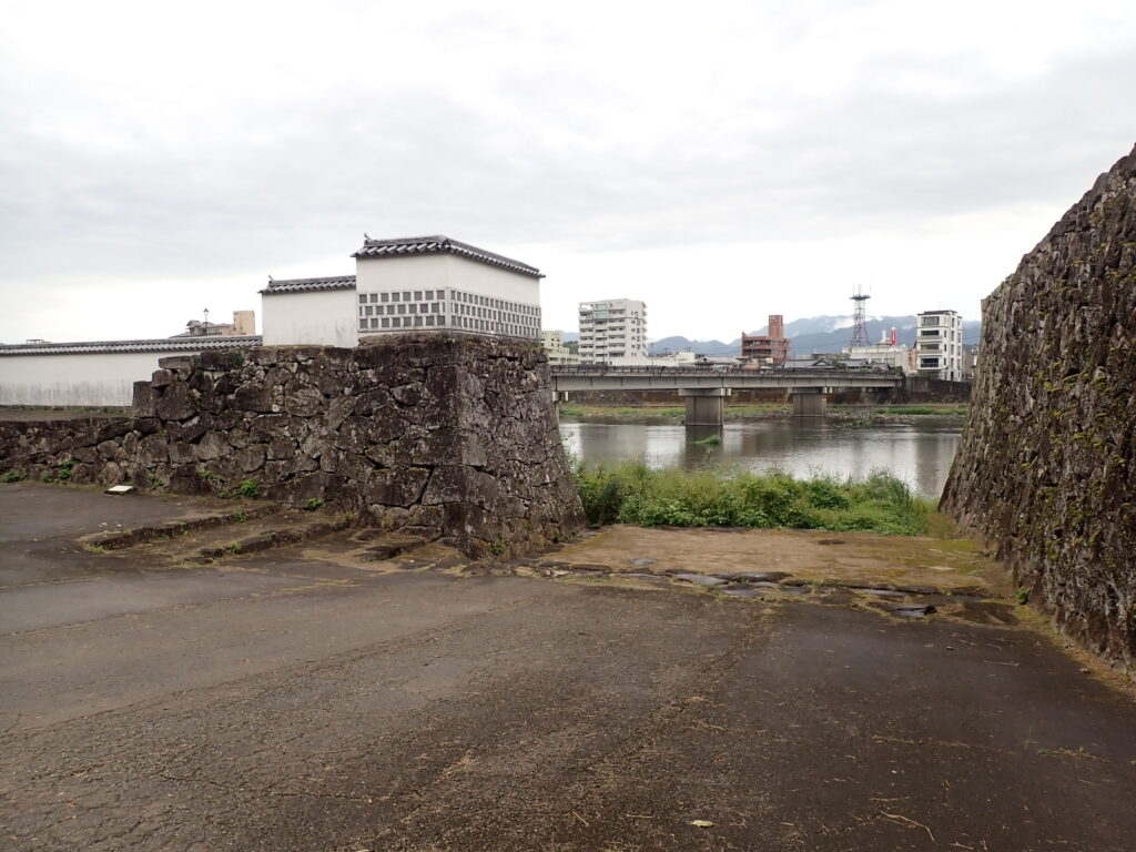 球磨川と人吉城